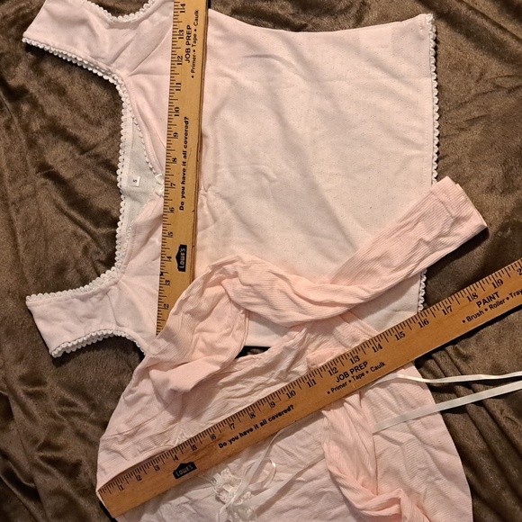 2 Lewkin Tops - Picture 4 of 8